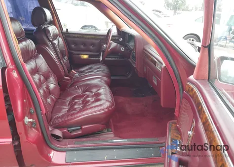 1988 Chrysler New Yorker C-Body Landau from USA, damaged, VIN 1C3BU6635JD227216